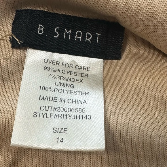 B. Smart Black and Tan Sleeveless V-Neck Party Dress - Picture 4 of 12